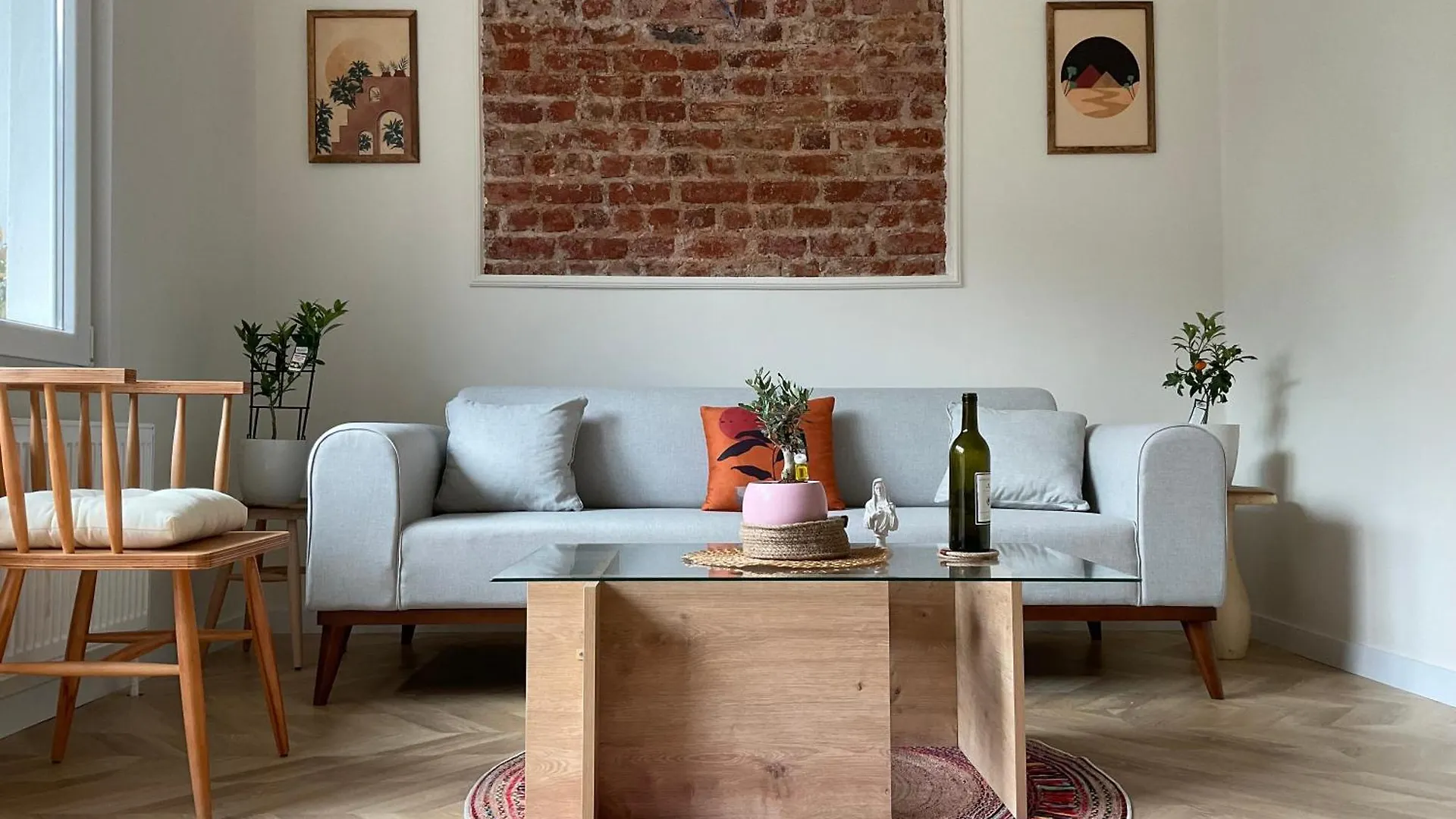 2Br And 2Bath Balcony Apt In Heart Of Isatanbul #3 Istanbul