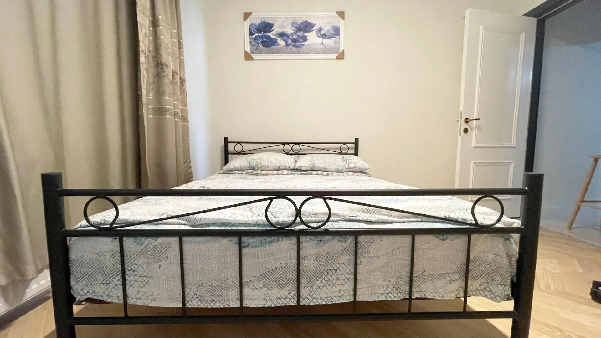 Apartment 2Br And 2Bath Balcony Apt In Heart Of Isatanbul #3 Istanbul