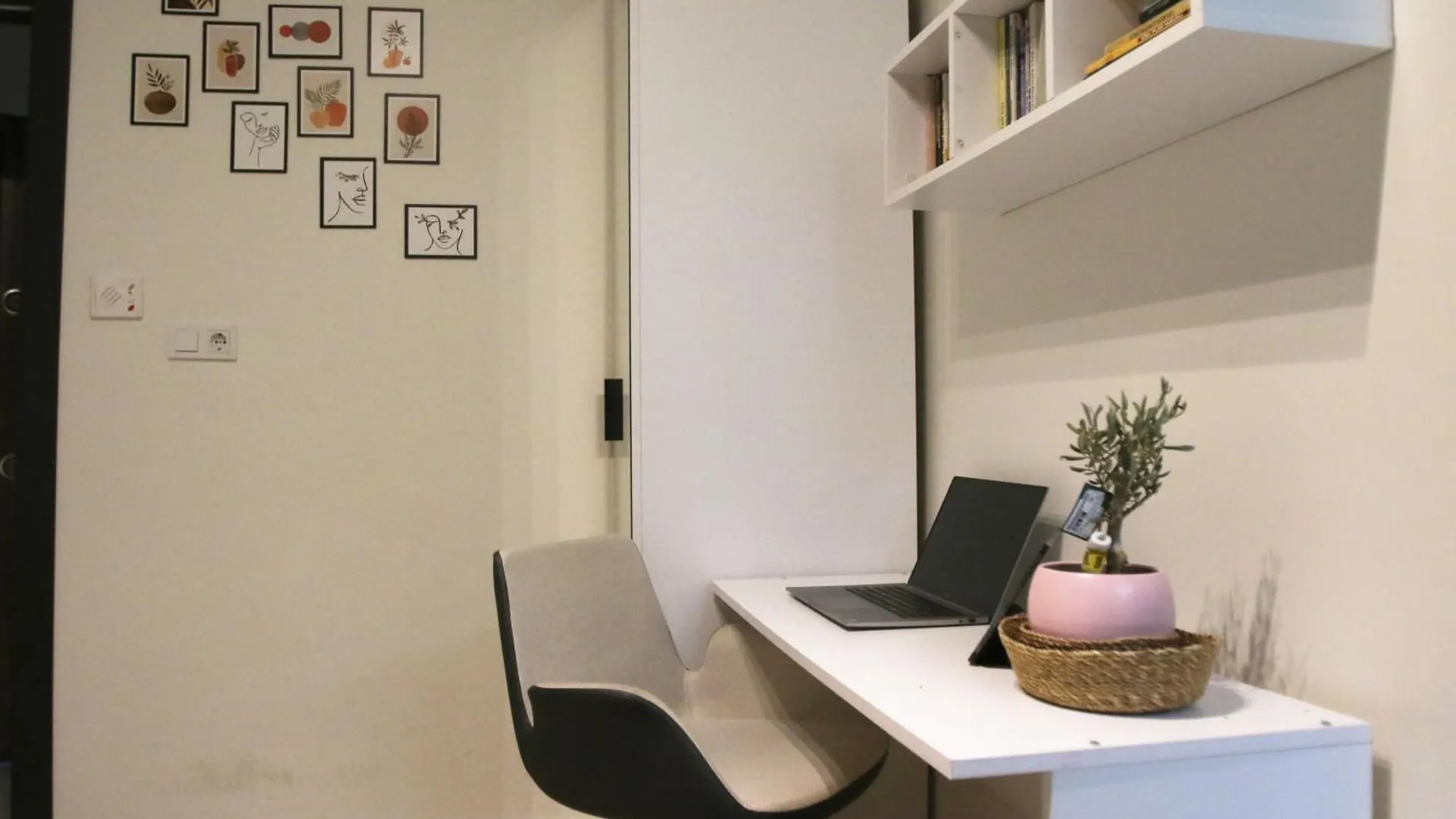 Apartment 2Br And 2Bath Balcony Apt In Heart Of Isatanbul #3 Istanbul